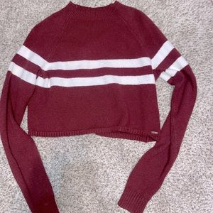 Vintage Looking Cropped Hollister Sweater